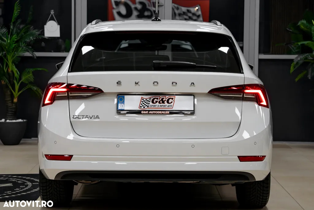 Skoda Octavia Combi 2.0 TDI DSG Ambition - 7