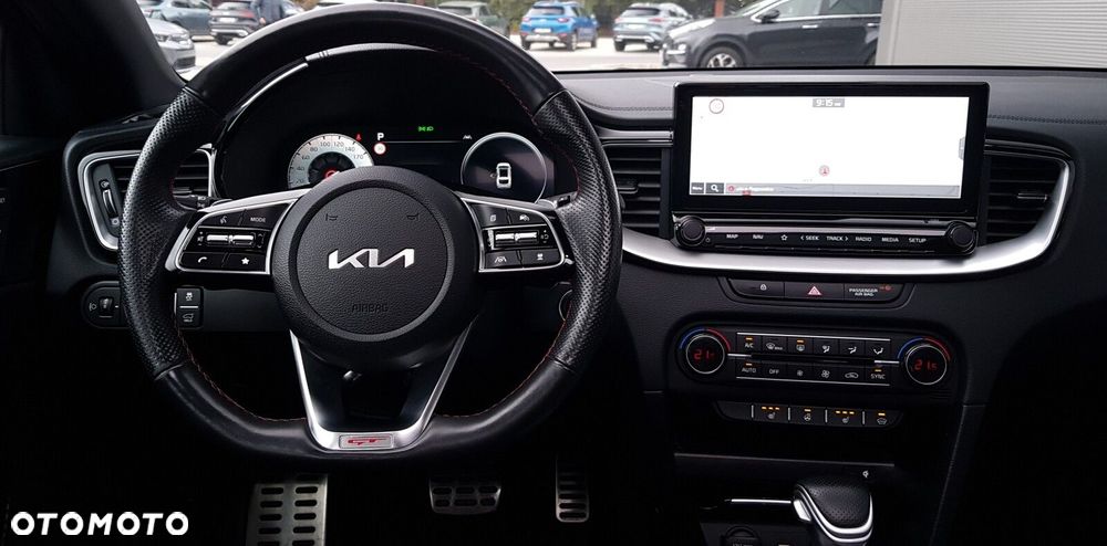 Kia ProCeed 1.6 T-GDI GT DCT - 25