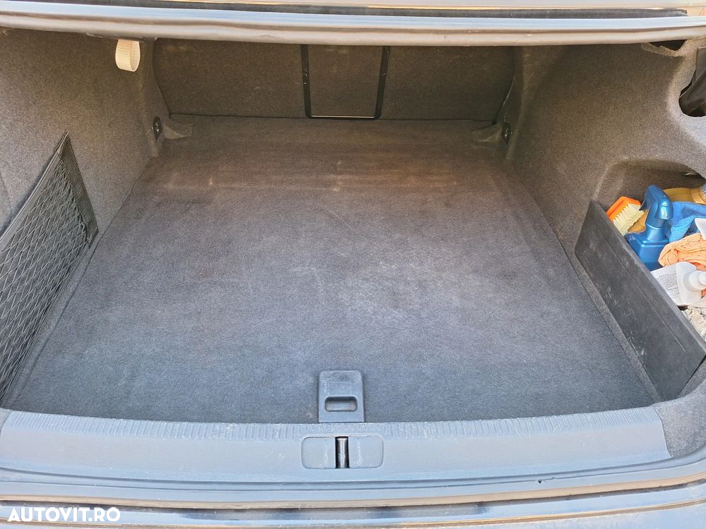 Volkswagen Passat CC 2.0 TDI DPF DSG - 17