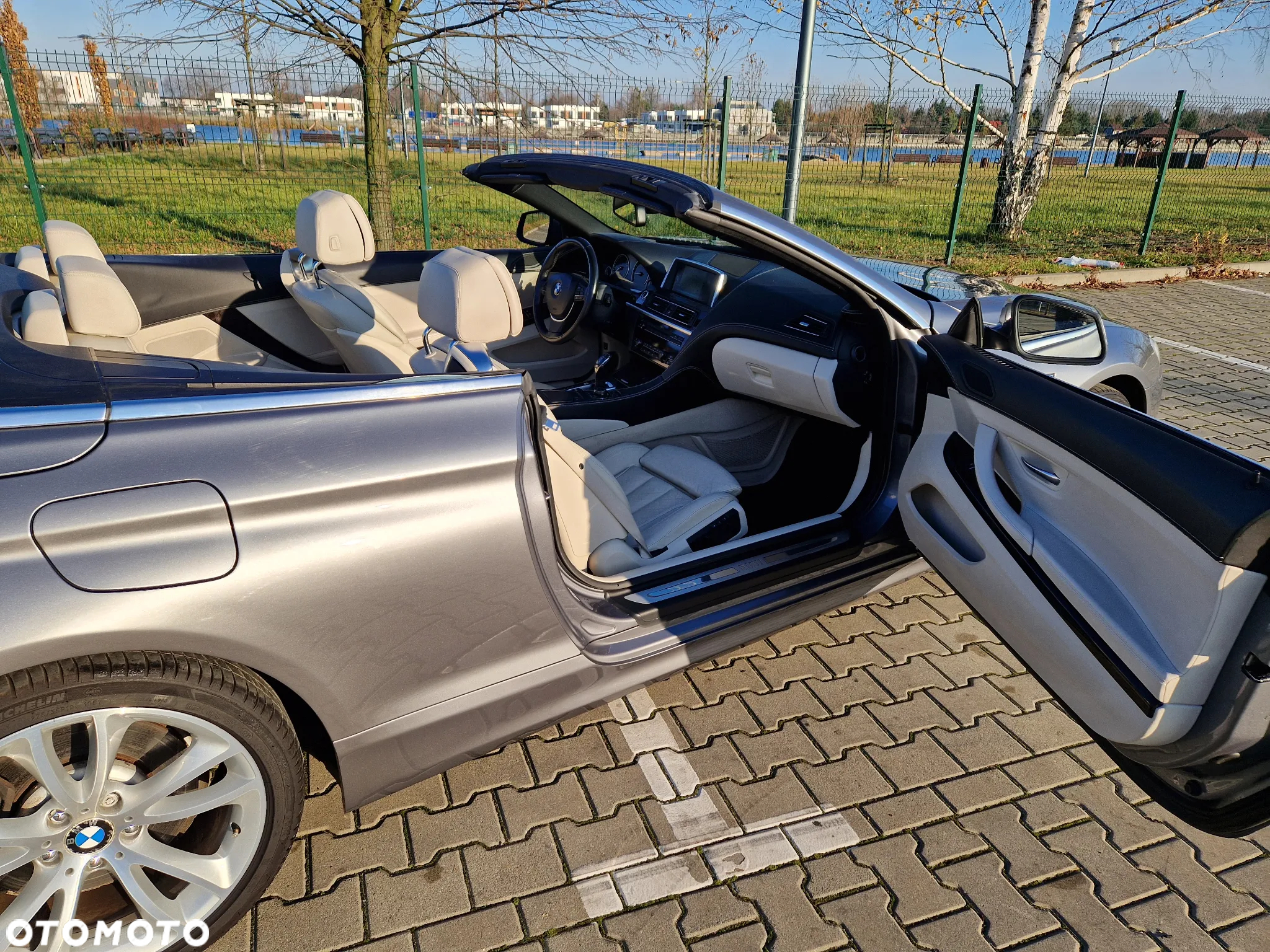 BMW Seria 6 650i xDrive Cabrio - 22