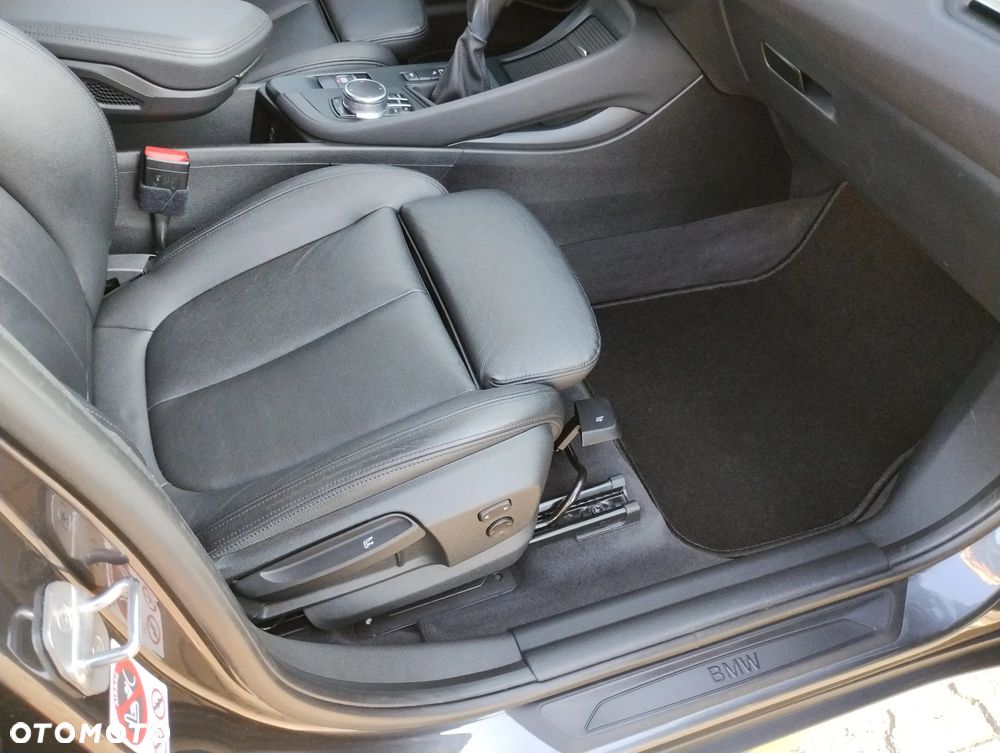 BMW X1 xDrive25i Advantage - 17