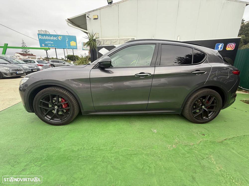 Alfa Romeo Stelvio 2.2 D B-Tech AT8 - 4