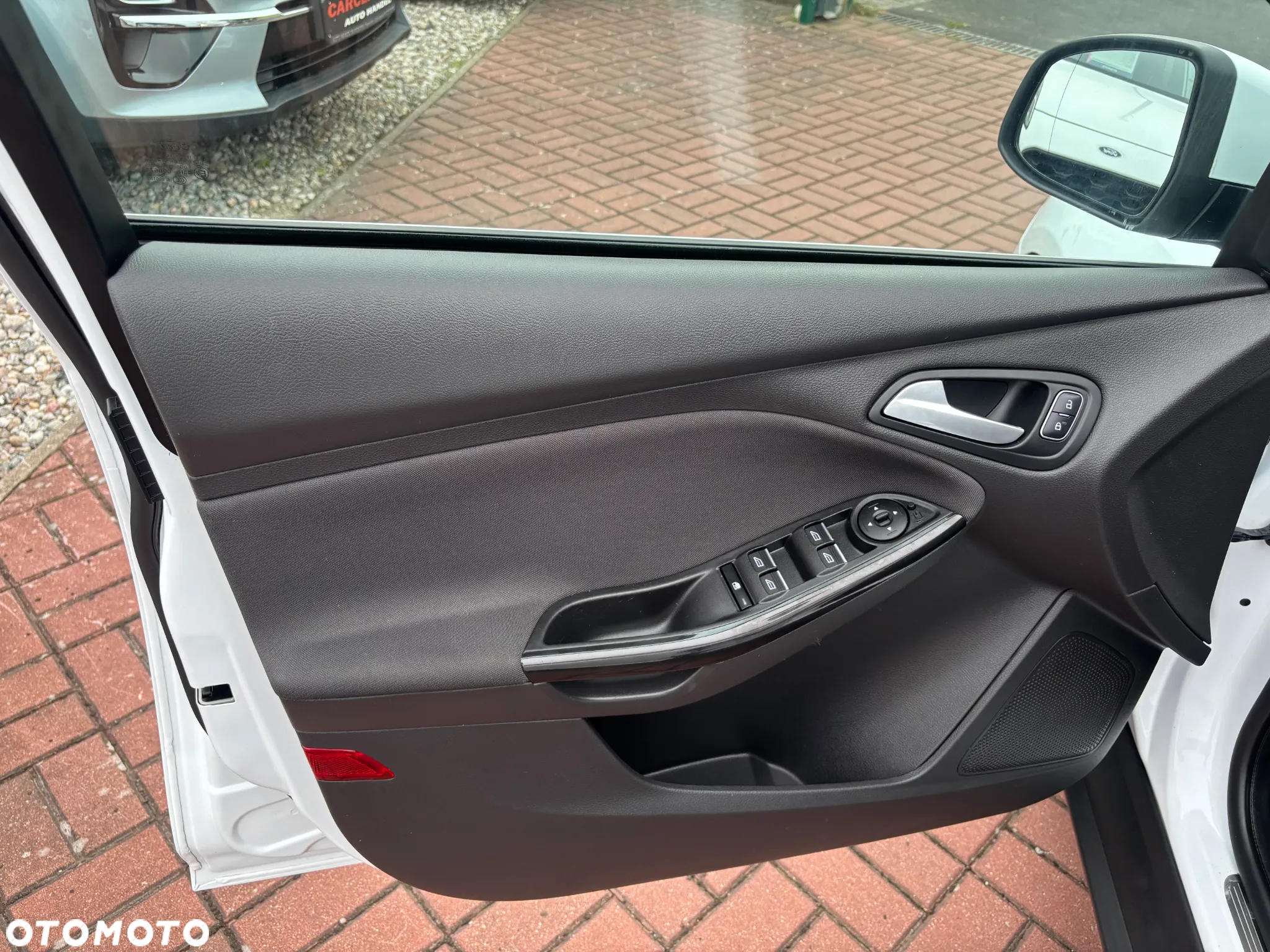 Ford Focus 1.5 EcoBlue Start-Stopp-System TITANIUM - 22