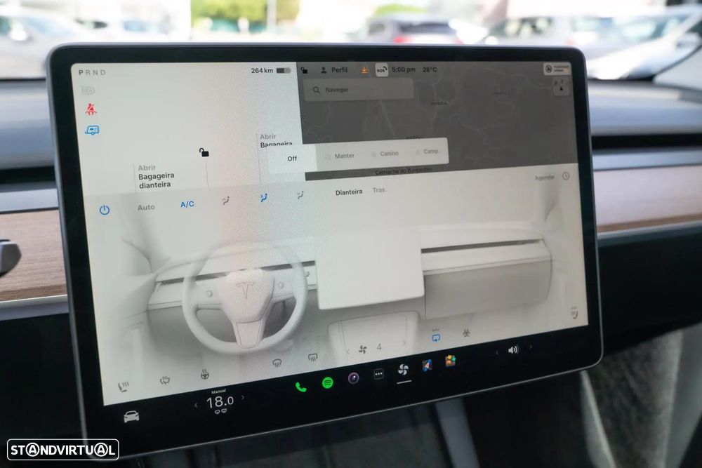 Tesla Model Y Performance Dual Motor AWD - 23