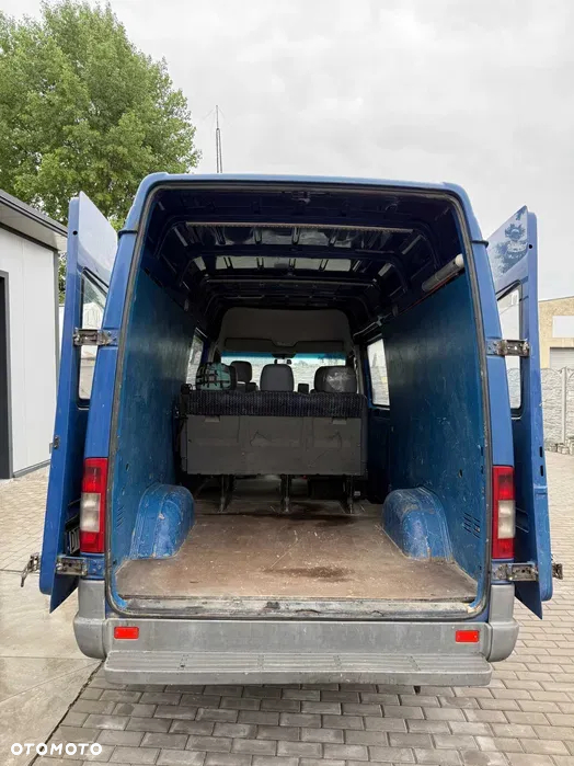 Mercedes-Benz Sprinter 208 - 5
