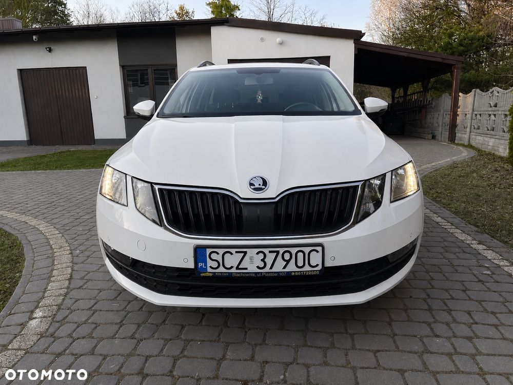 Skoda Octavia 2.0 TDI SCR Ambition - 2