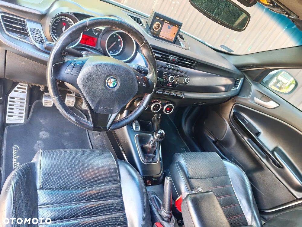 Alfa Romeo Giulietta 2.0 JTDM Distinctive - 17