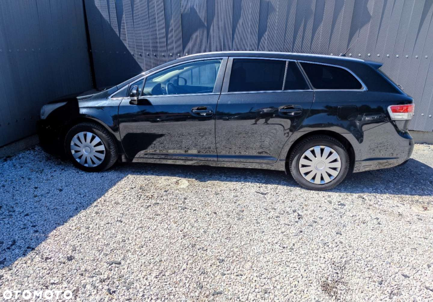 Toyota Avensis - 6