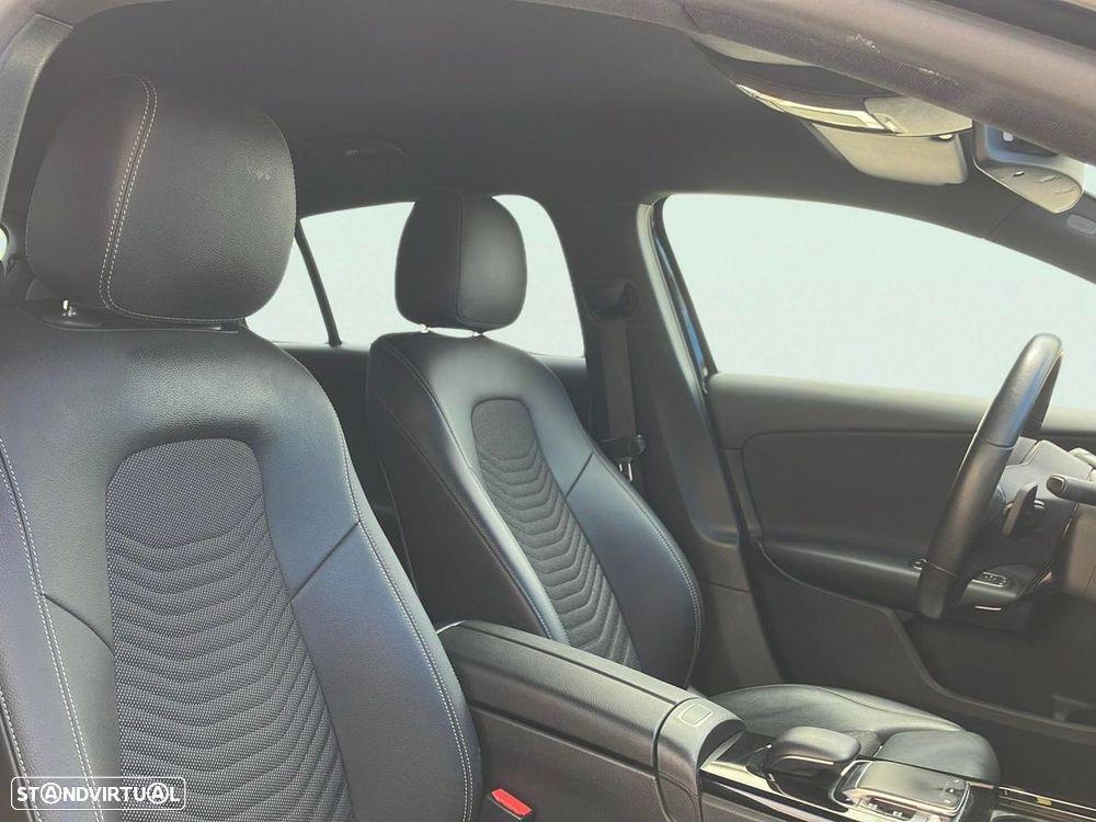 Mercedes-Benz A 180 d Style Aut. — fotografia 16