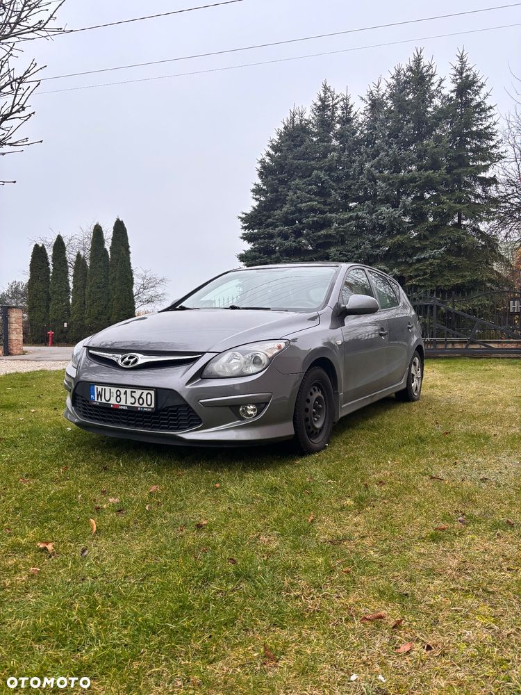 Hyundai i30 1.4 Base + - 2