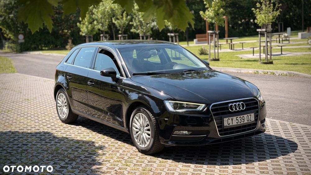 Audi A3 Sportback - 2