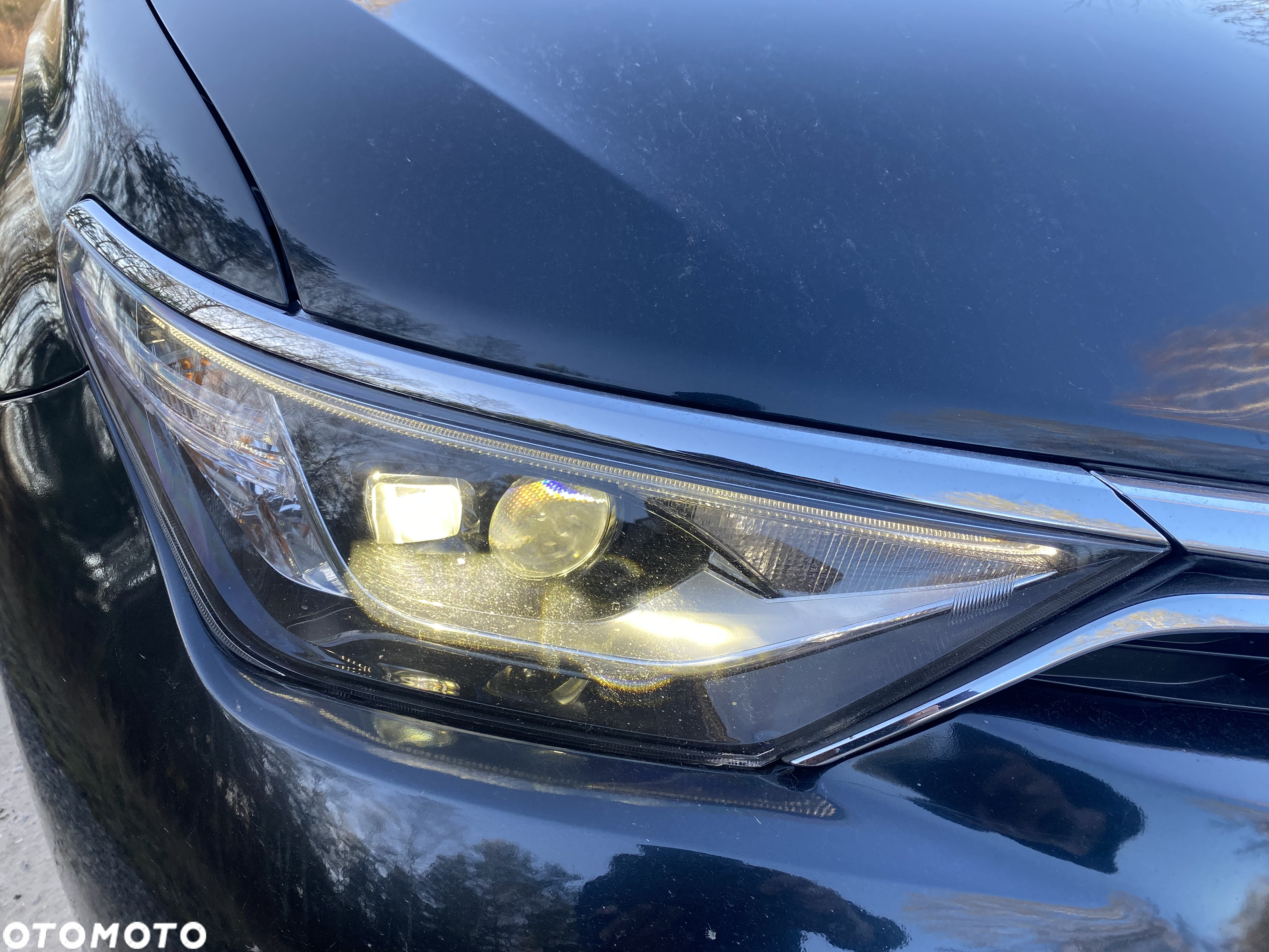 Toyota Auris 1.6 D-4D Premium - 26