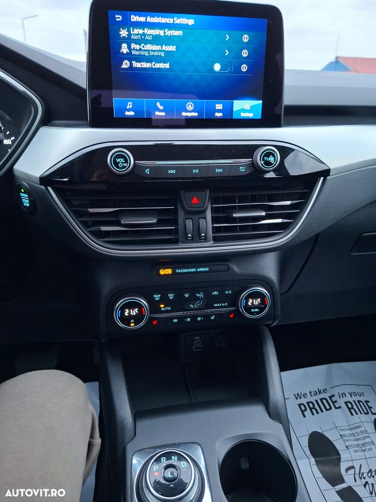 Ford Kuga - 15
