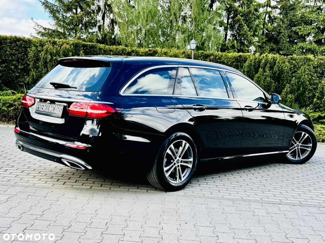 Mercedes-Benz Klasa E 220 d Avantgarde - 3