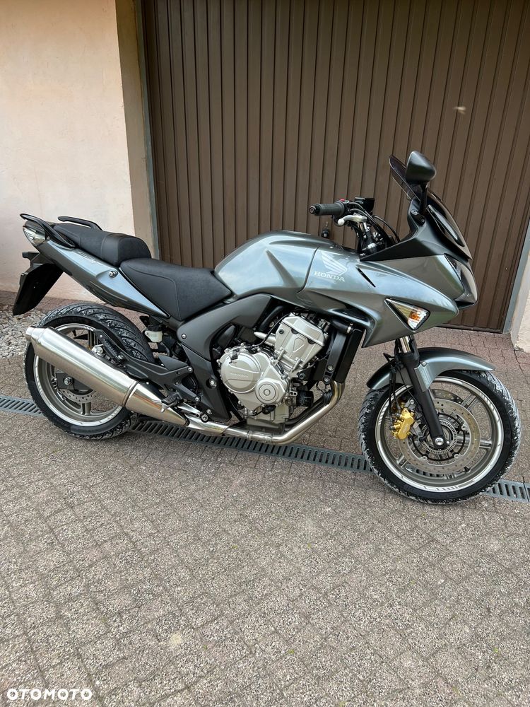 Honda CBF - 9