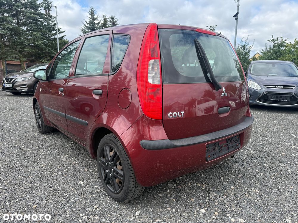 Mitsubishi Colt - 6