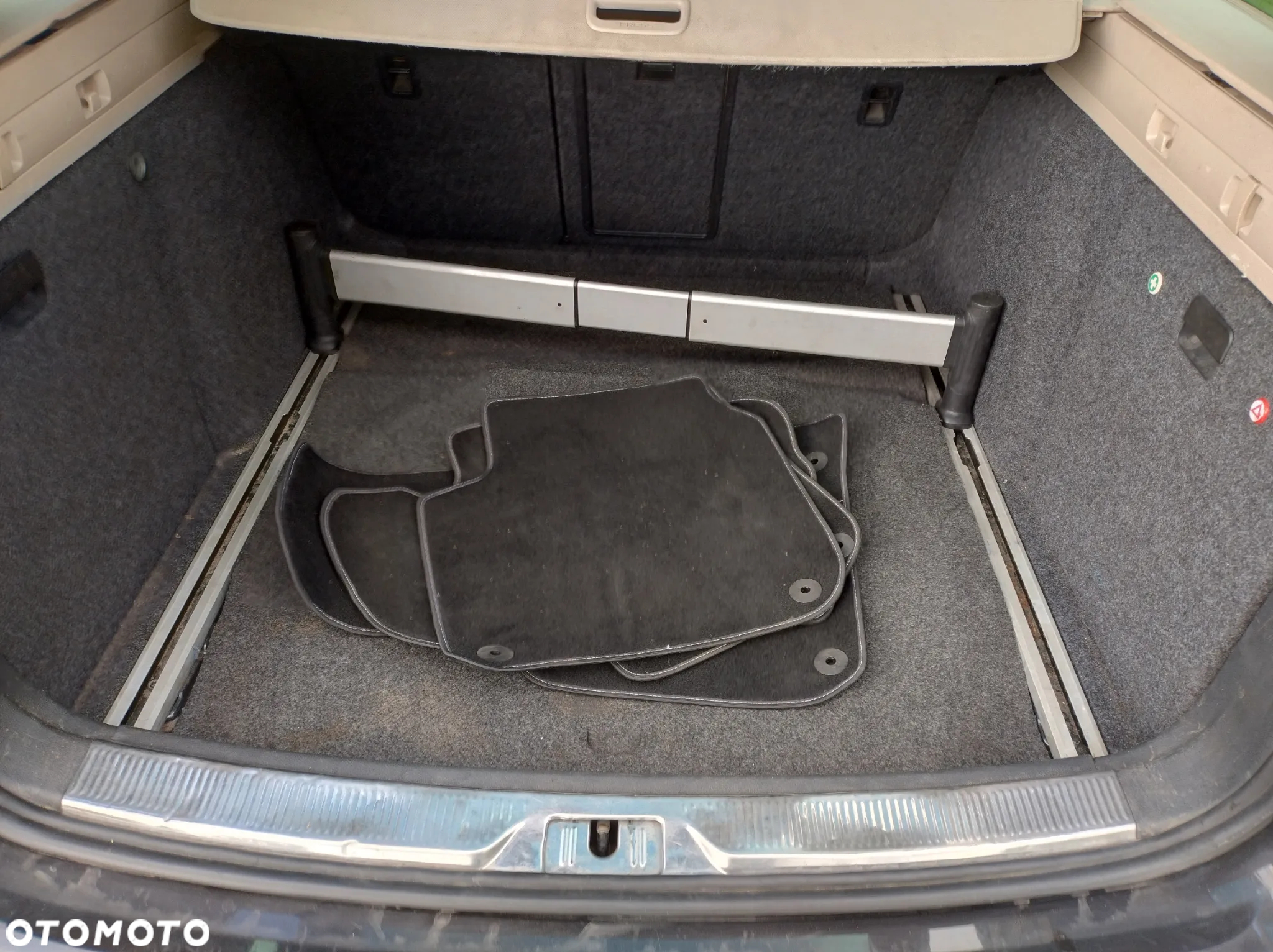 Skoda Superb Combi 2.0 TDI DSG Elegance - 22