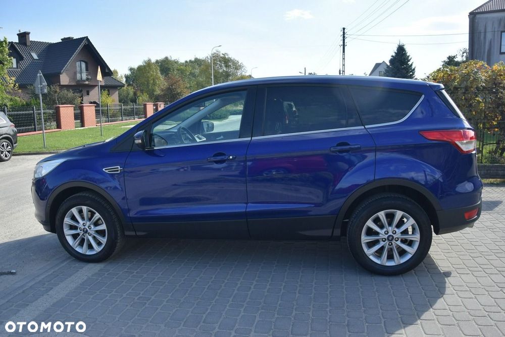 Ford Kuga 2.0 TDCi 2x4 Titanium - 16