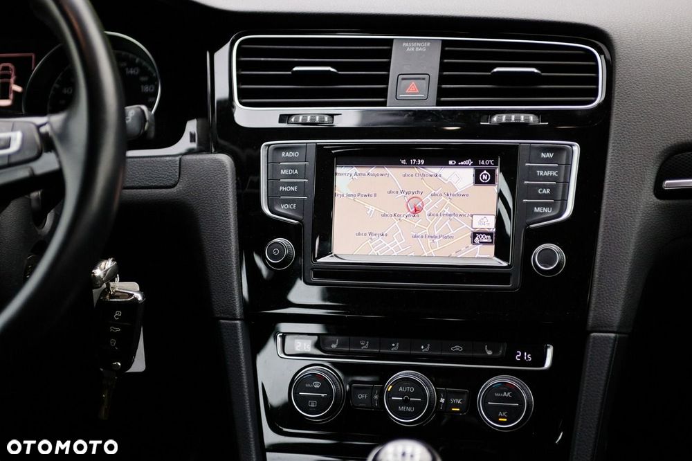 Volkswagen Golf Variant 1.4 TSI BlueMotion Technology Highline - 21