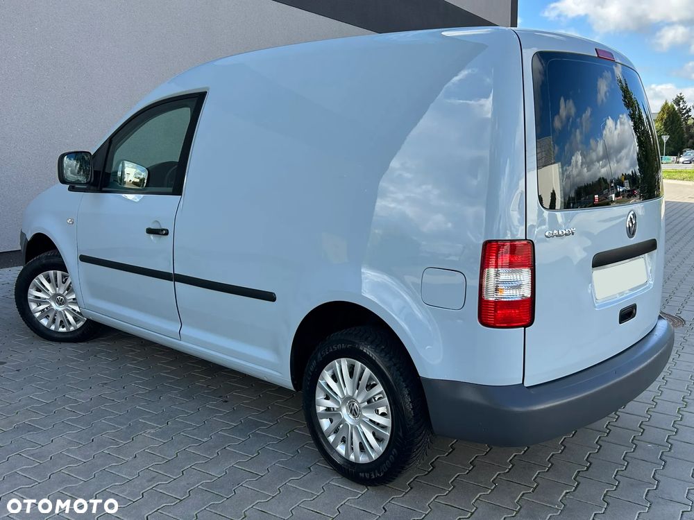 Volkswagen Caddy - 4
