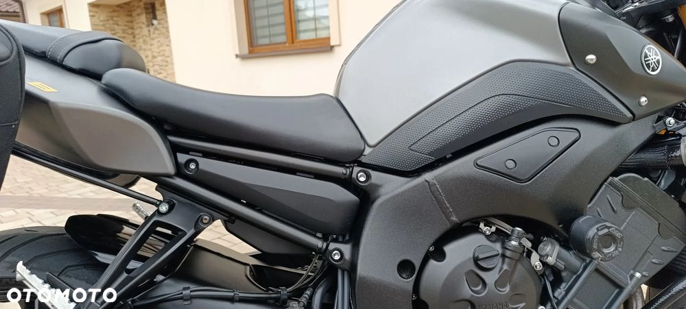 Yamaha FZ8 - 25