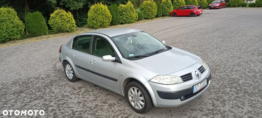 Renault Megane 1.6 Authentique - 10