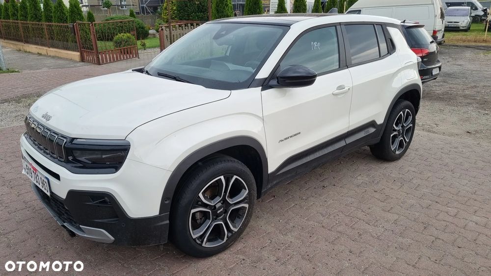 Jeep Avenger 1.2 GSE T3 Turbo-Benzin GDI Summit - 19