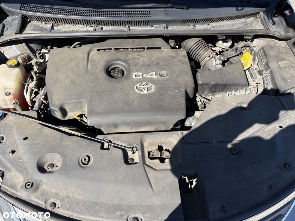 Toyota Avensis 2.2 D-4D Prestige - 15