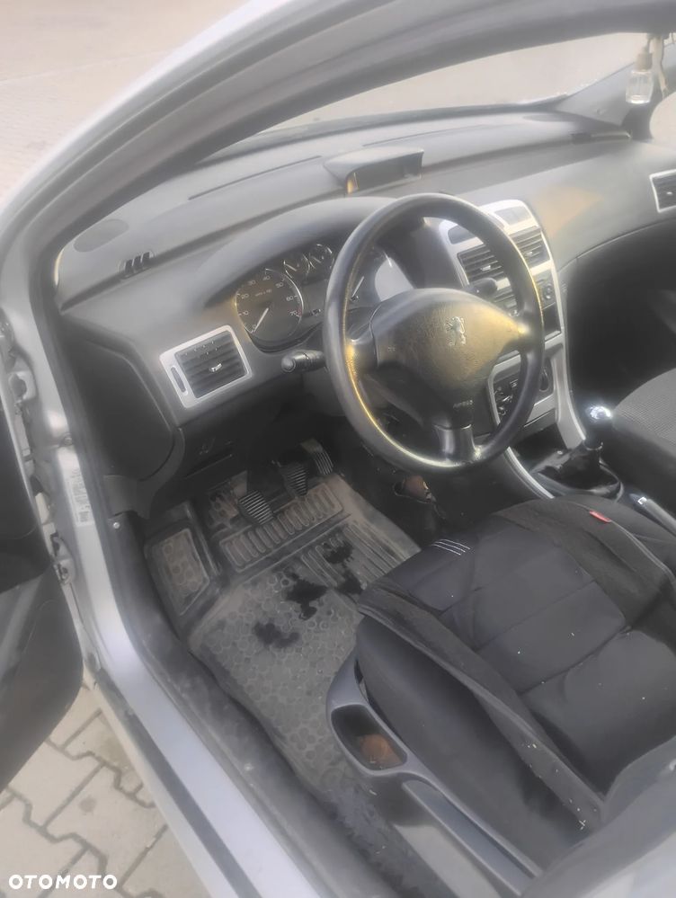 Peugeot 307 1.6 Trendy - 8