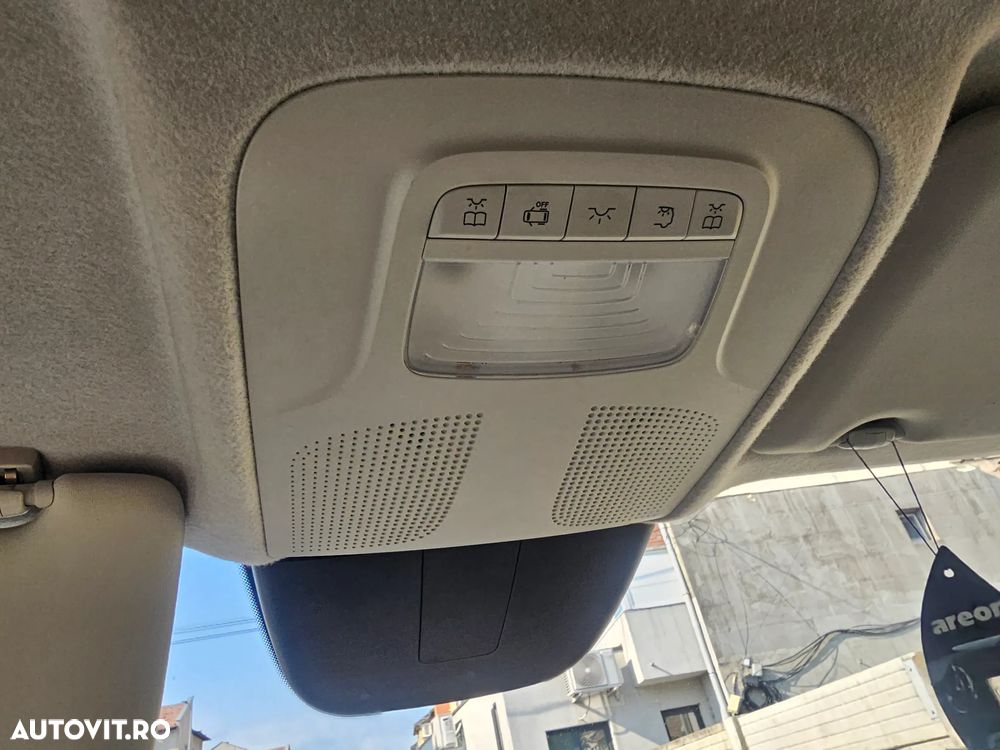 Mercedes-Benz Vito - 16
