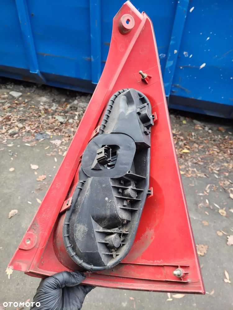 Lampy tylne Peugeot 107/ Citroen C1 Czerwone/Czarne - 6