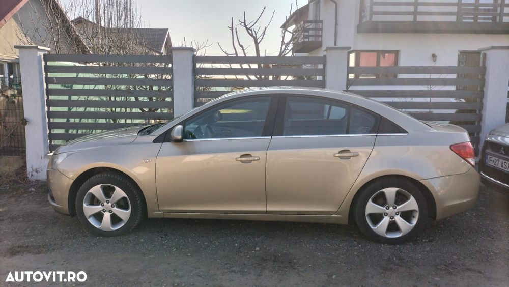 Chevrolet Cruze 1.8 Ecotec LT+ - 5