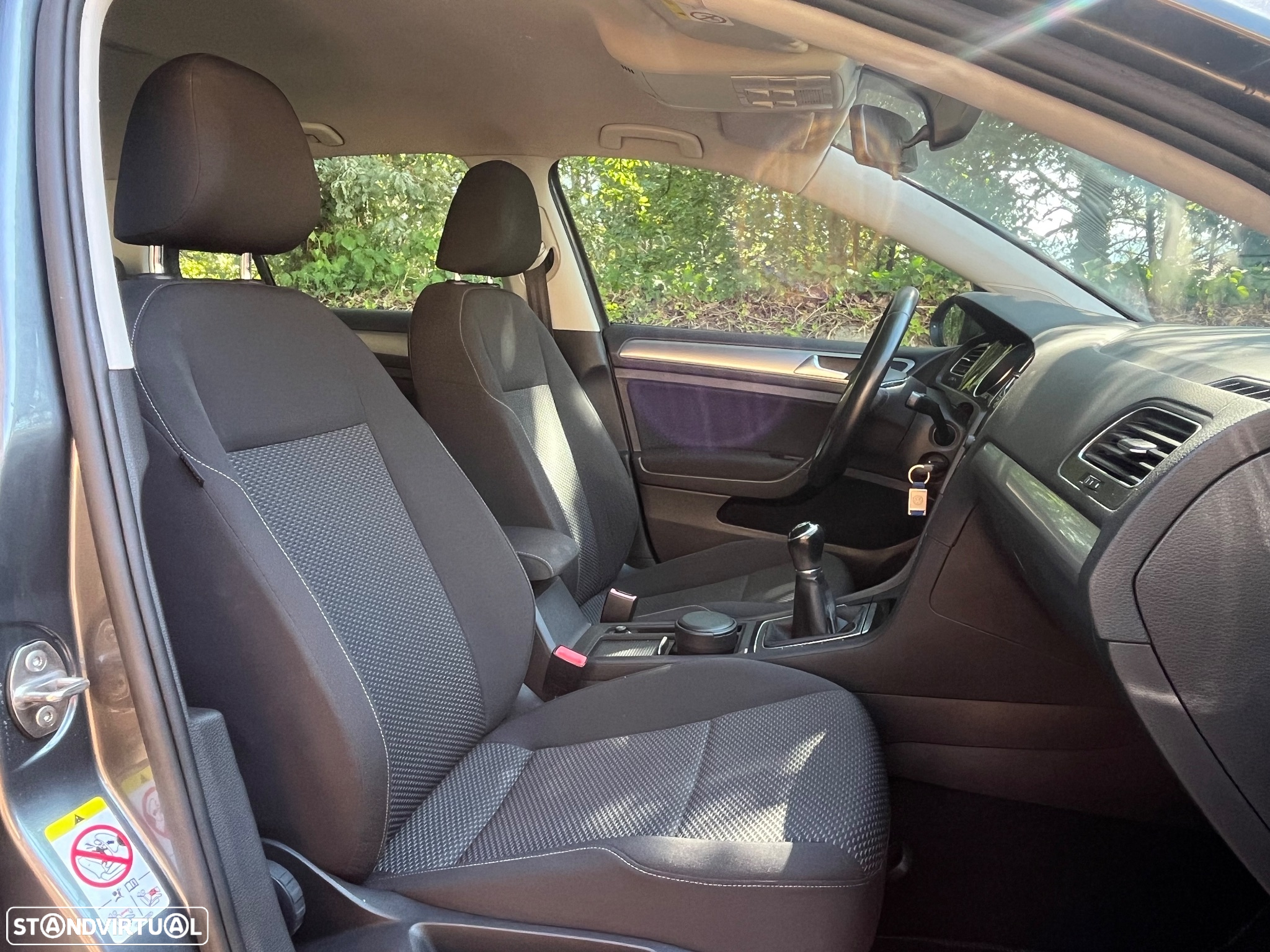 VW Golf 1.0 TSI Confortline - 30