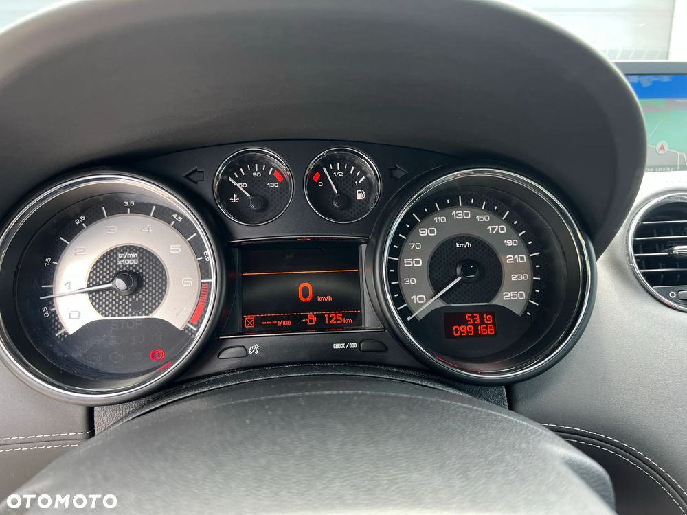 Peugeot RCZ 1.6 THP - 10