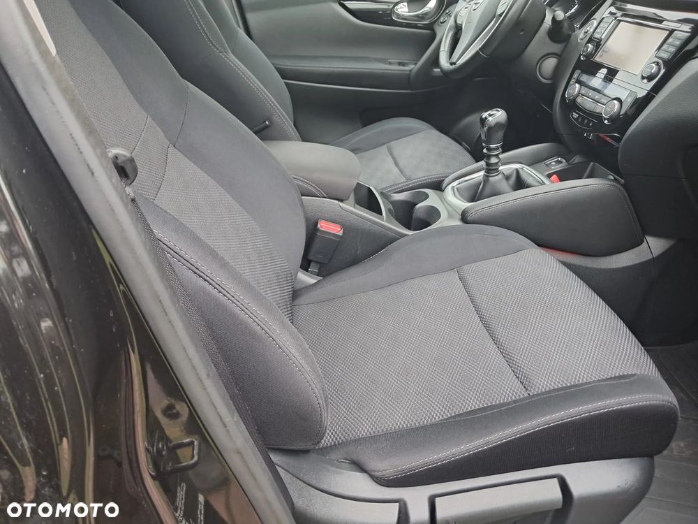 Nissan Qashqai 1.2 DIG-T N-Vision EU6 - 14