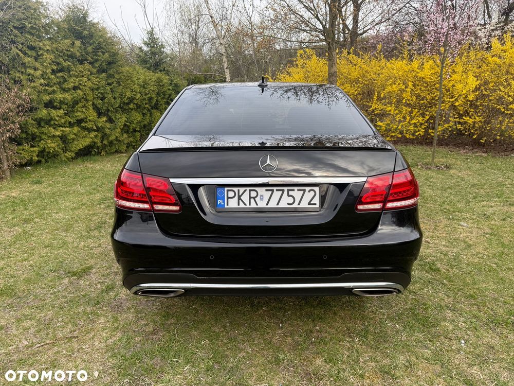 Mercedes-Benz Klasa E 300 BlueTEC 7G-TRONIC - 8
