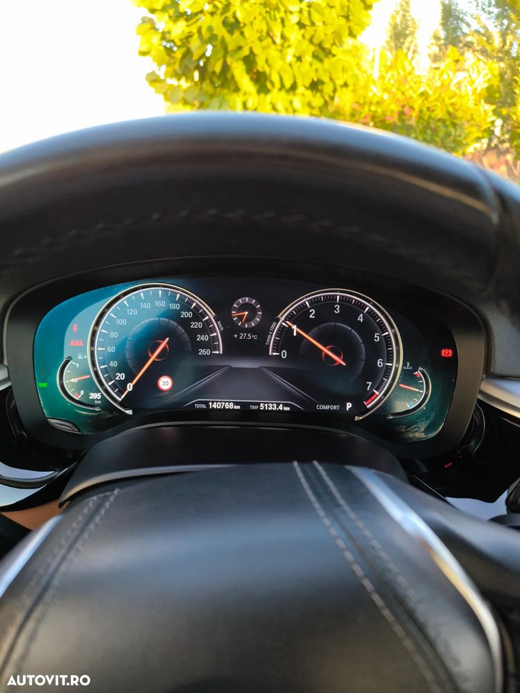 BMW Seria 5 530i xDrive AT - 5