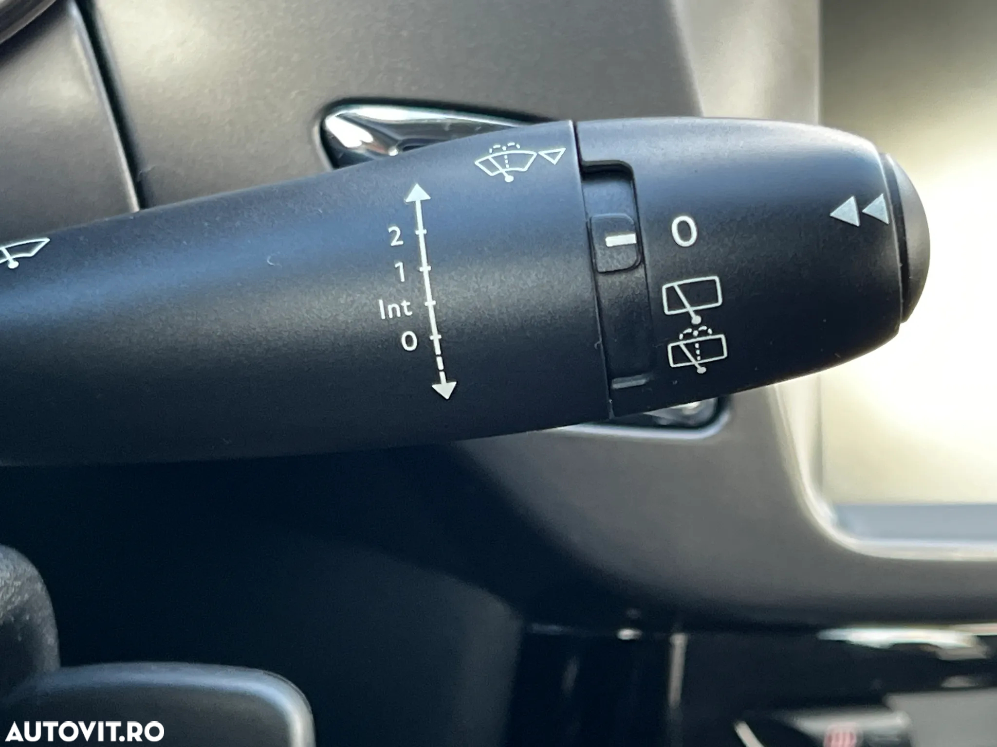 Citroën C3 1.2 PureTech BVM Feel - 17
