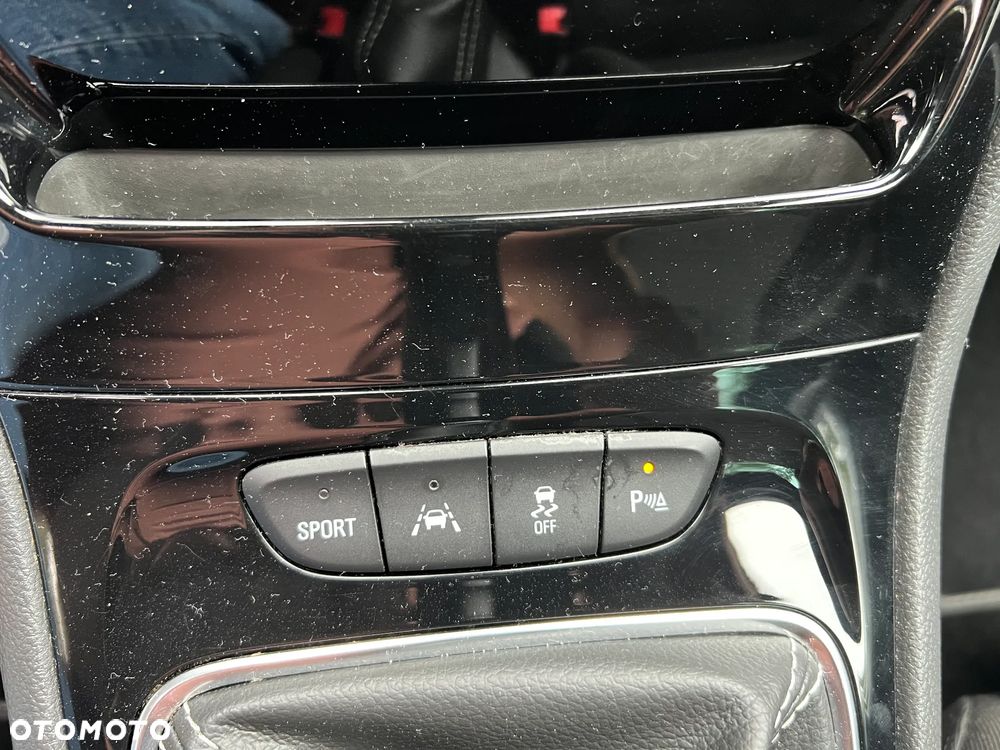 Opel Astra 1.4 Turbo Innovation - 29