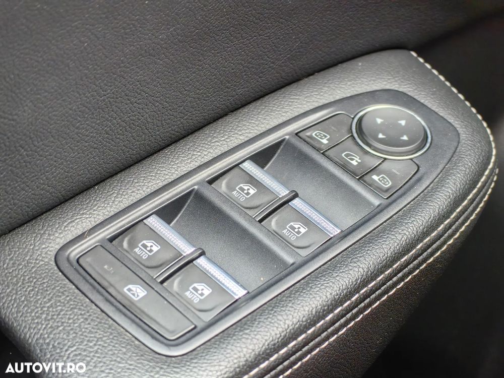 Renault Arkana E-TECH 145 INTENS - 29