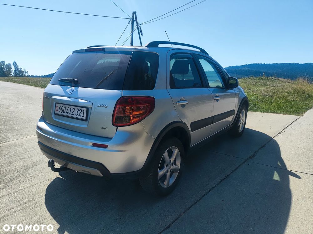 Suzuki SX4 1.6 VVT 4x4 Club - 9