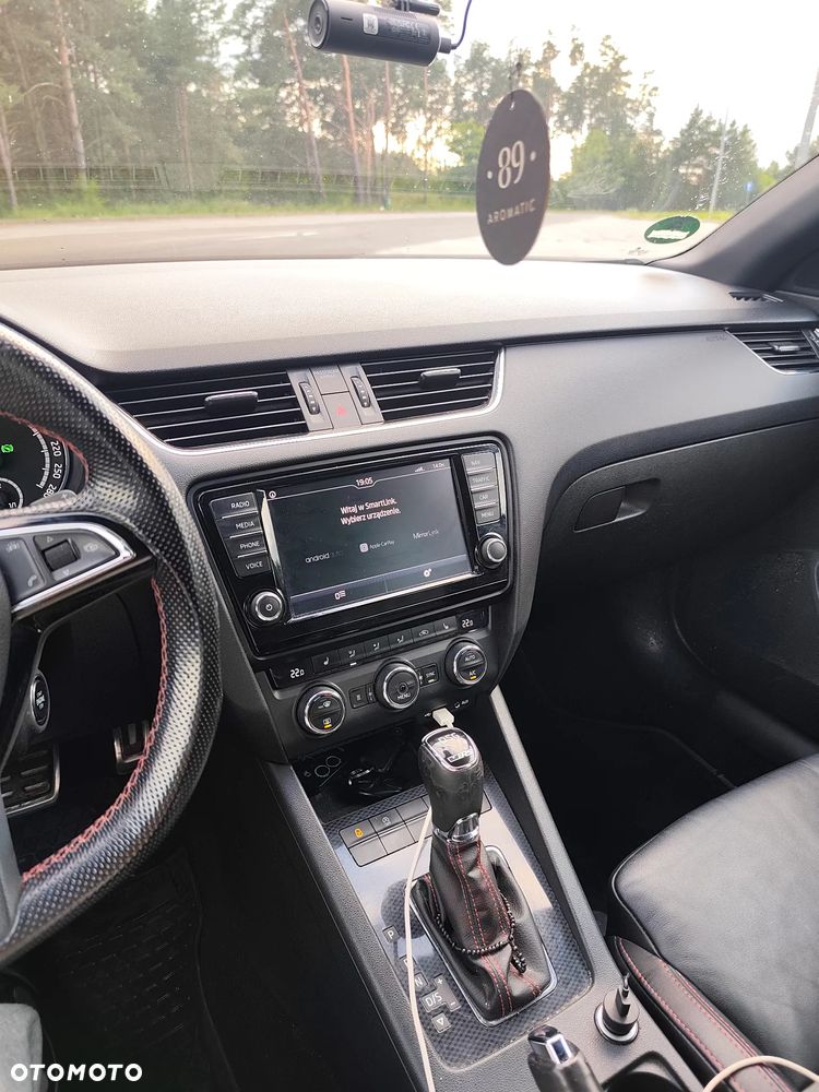Skoda Octavia 2.0 TDI RS DSG - 19