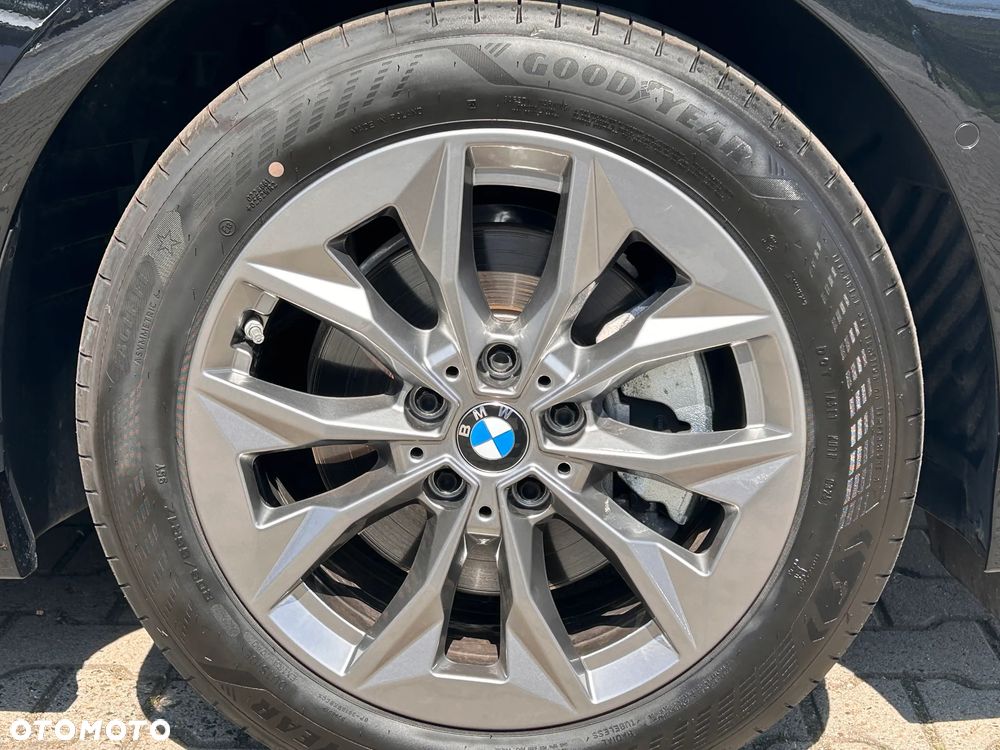 BMW Seria 1 120d mHEV - 7