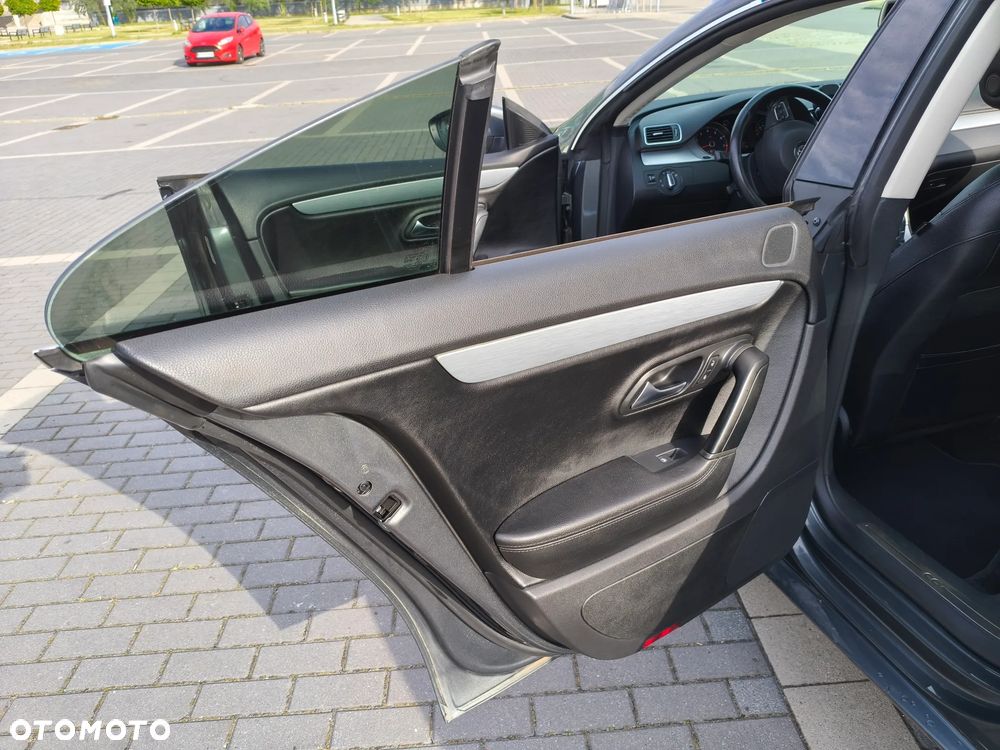 Volkswagen CC 2.0 TSI DSG - 19