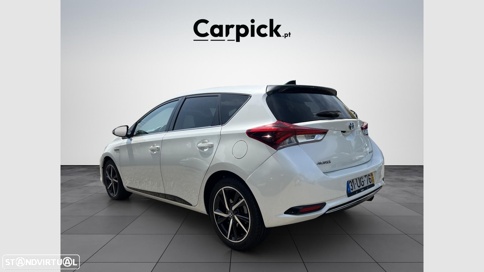 Toyota Auris 1.8 HSD Comfort +P.Techno+P.Sport - 4
