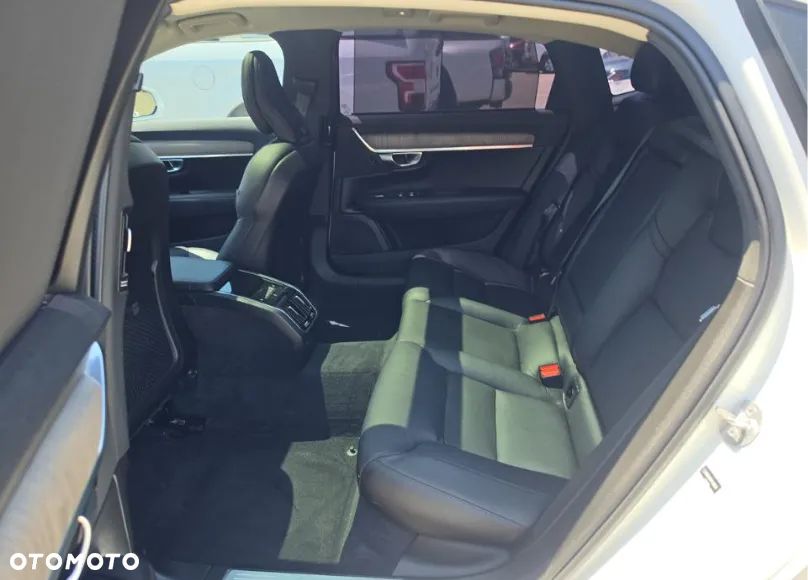 Volvo S90 - 11