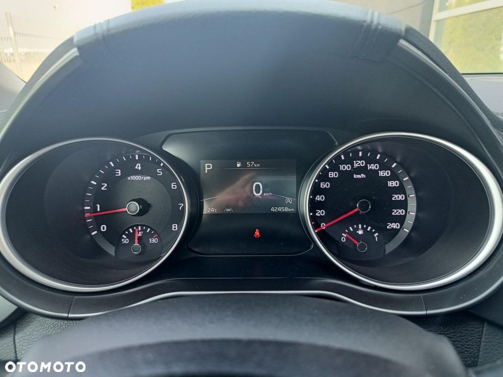 Kia XCeed - 19