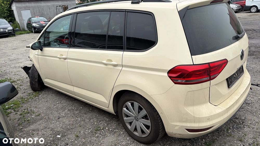 Volkswagen Touran 2.0 TDI BMT Active DSG - 6