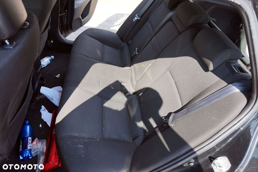 TOYOTA AVENSIS III T27 PH1 KOMBI 2009 209 2.0 D4D 1AD-FTV 126KM EA65 CZARNY na części - 13