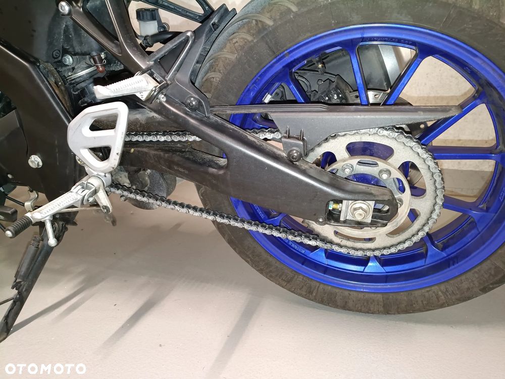 Yamaha MT - 5